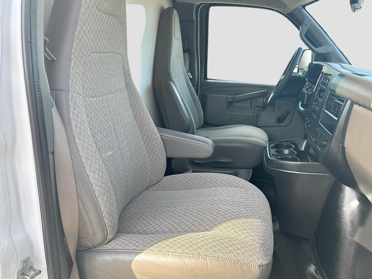 2019 Chevrolet Express Commercial Cutaway 3500 Van Venice FL