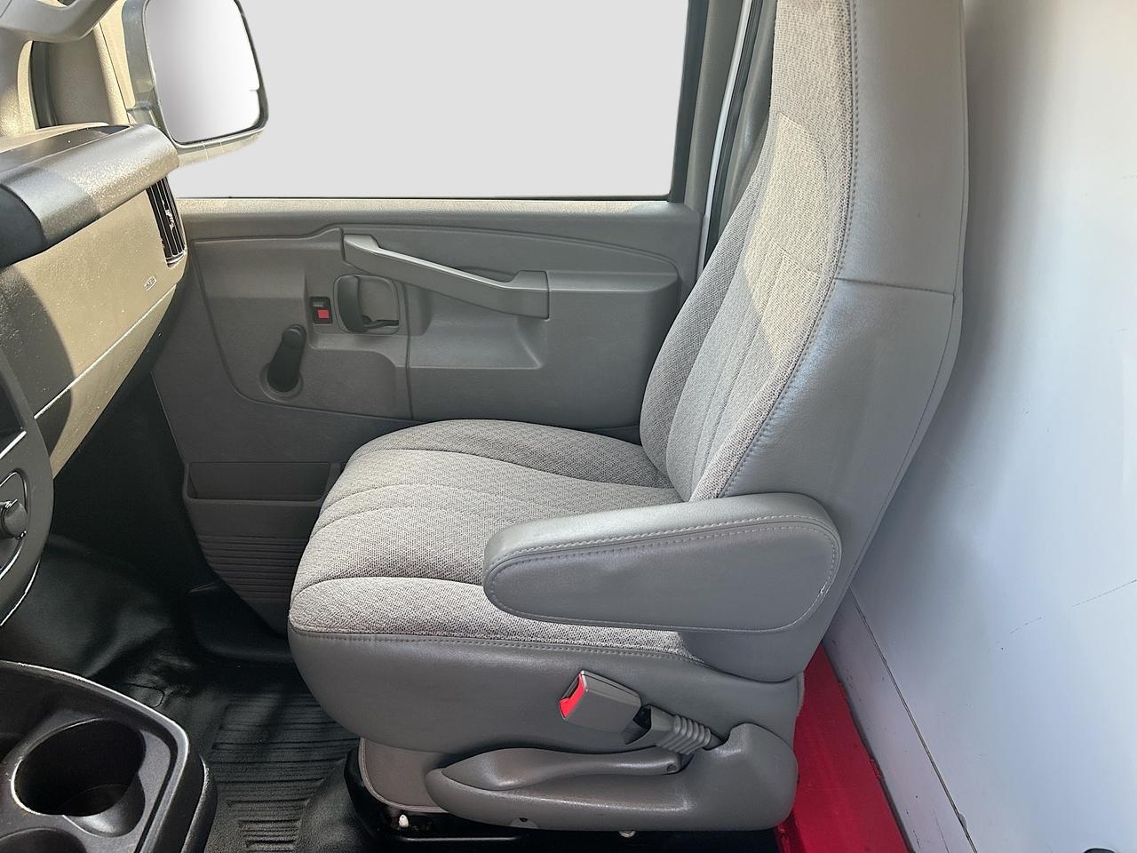 2019 Chevrolet Express Commercial Cutaway 3500 Van Venice FL