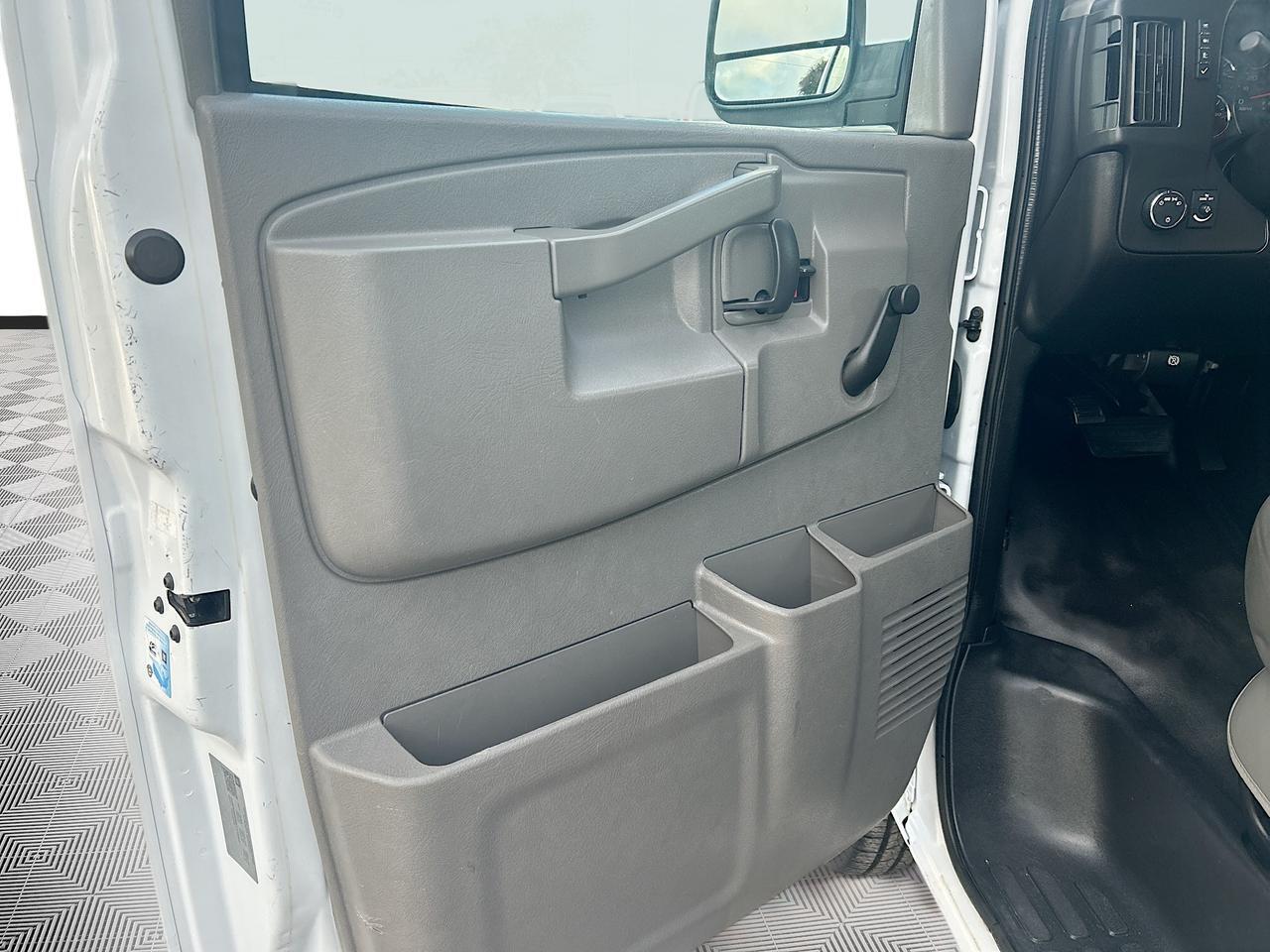 2019 Chevrolet Express Commercial Cutaway 3500 Van Venice FL