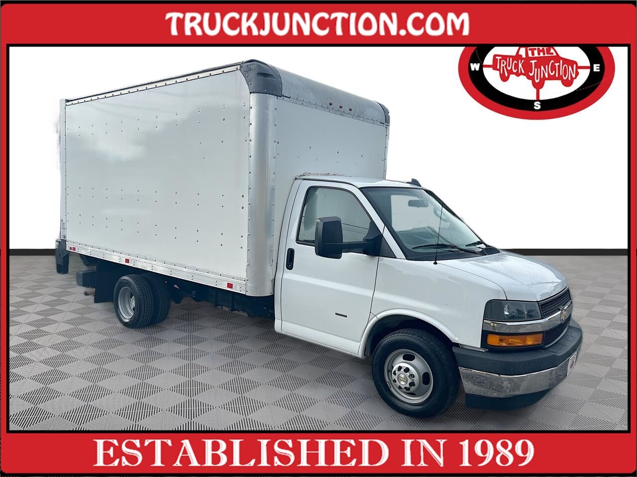 2019 Chevrolet Express Commercial Cutaway 3500 Van