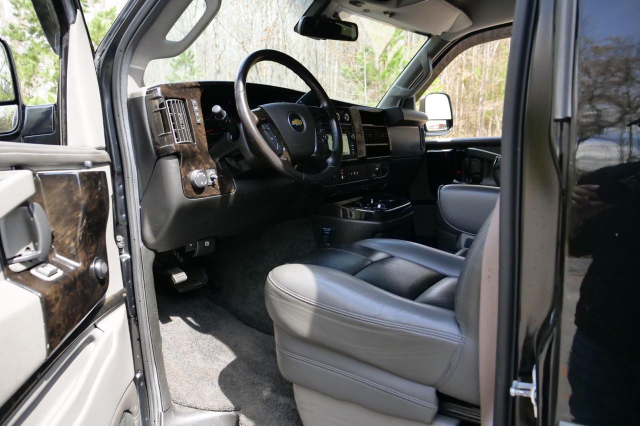 2019 Chevrolet Express Explorer Conversion Van / Limited SE / Loaded With Options! Lincolnton NC