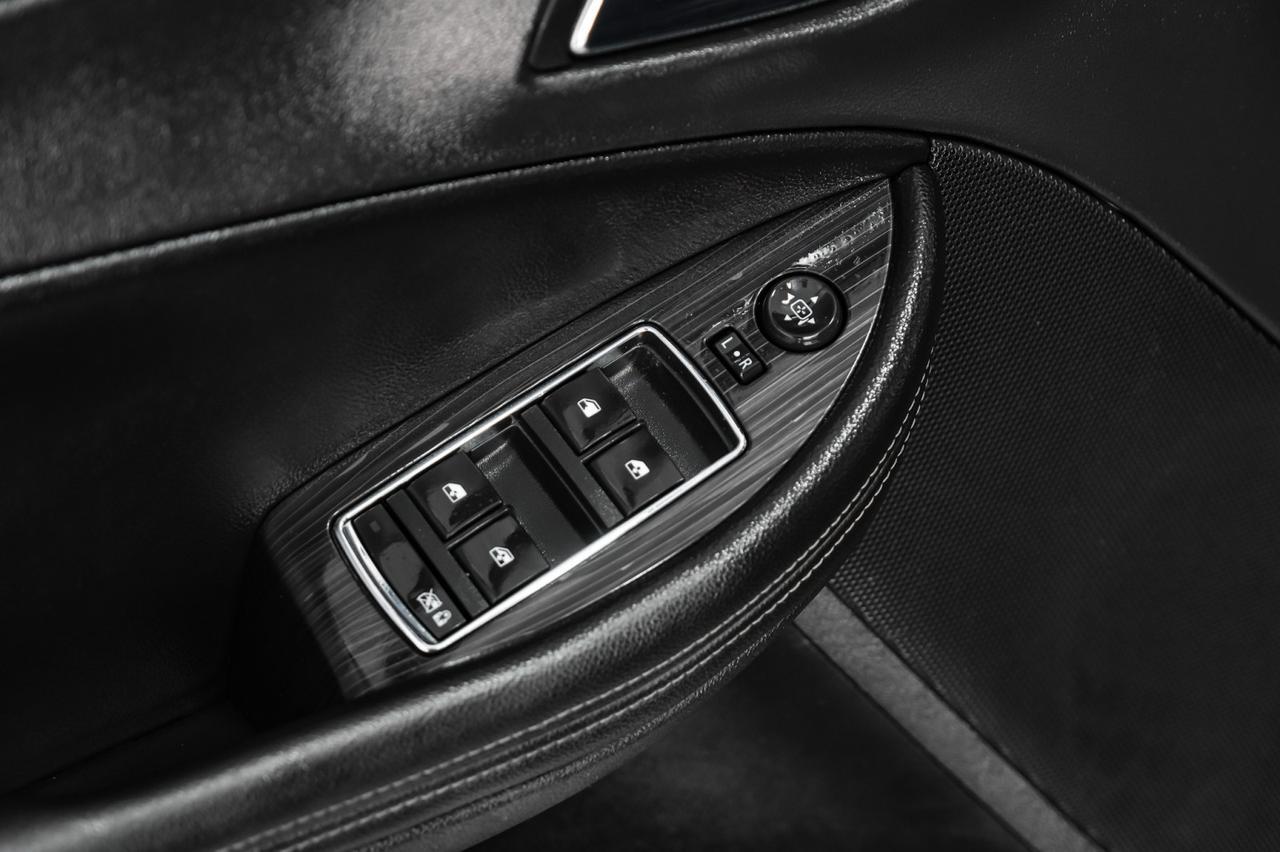 2019 Chevrolet Impala LT V6 AUTOMATIC LEATHER/CLOTH SEATS REAR CAMERA KEYLESS START PO Carrollton TX