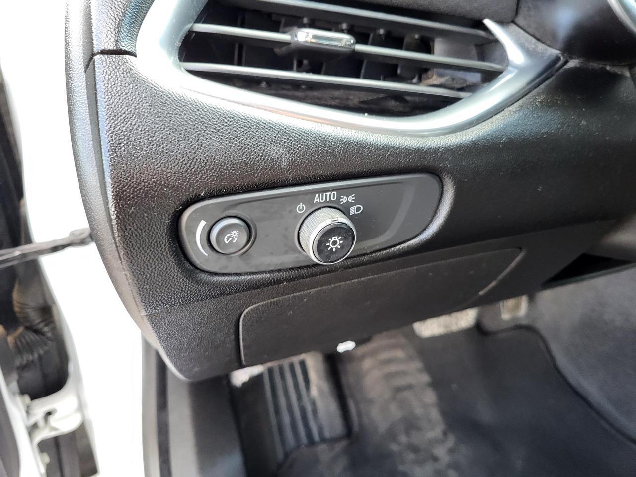 2019 Chevrolet Malibu 4dr Sdn LT w/1LT Beeville TX