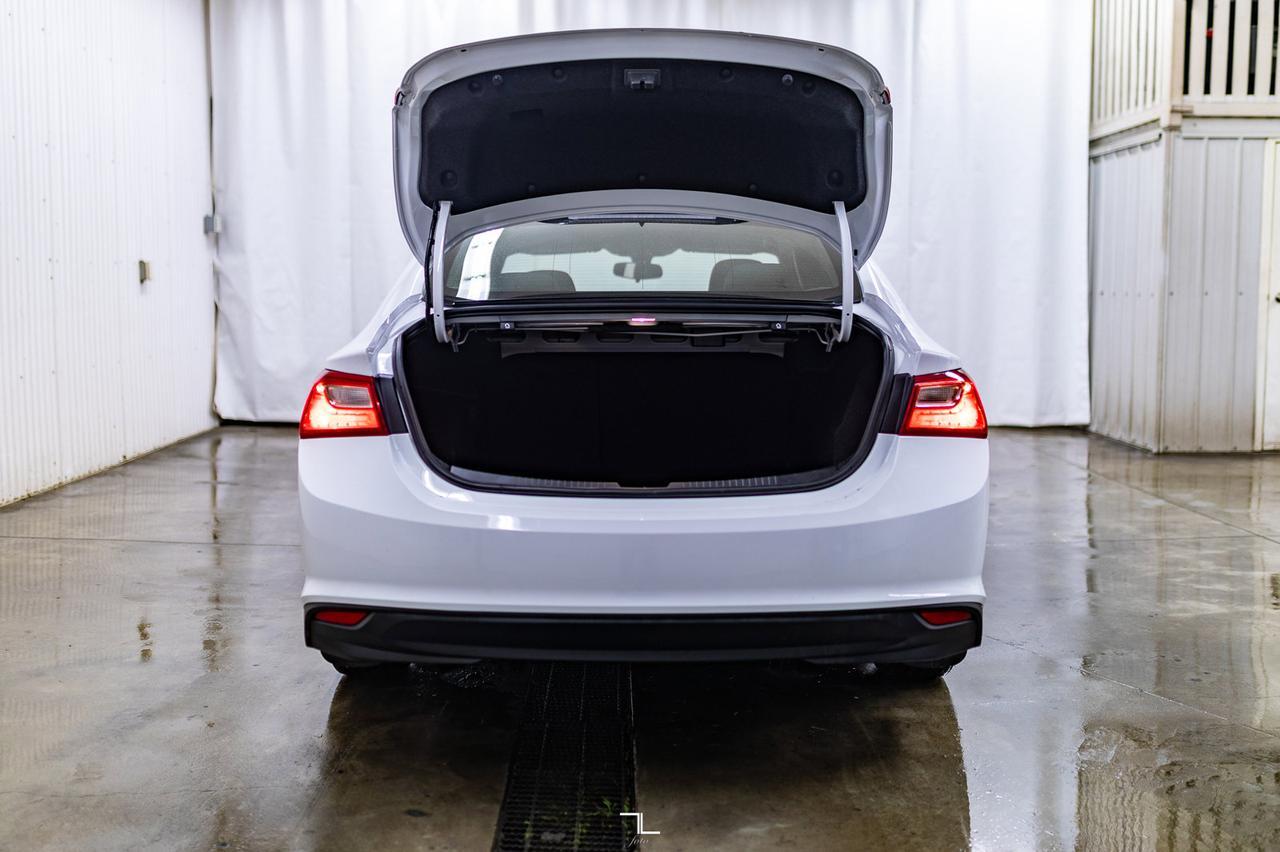 2019 Chevrolet Malibu LS BCam Red Deer AB