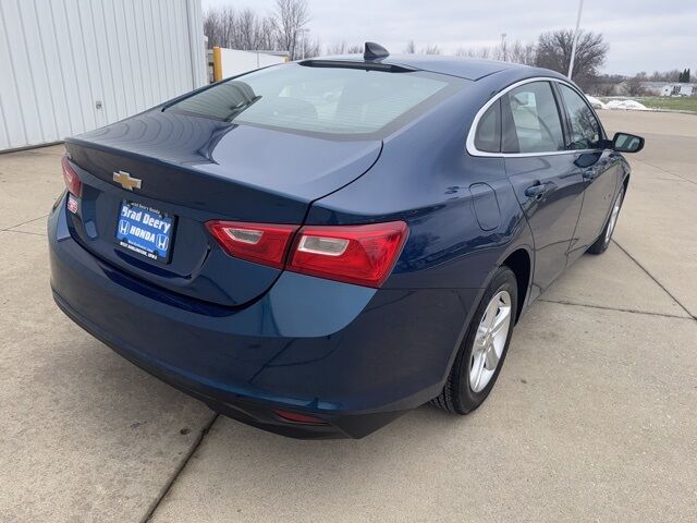 2019 Chevrolet Malibu LS West Burlington IA