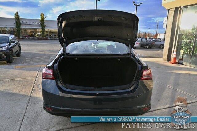 2019 Chevrolet Malibu LT / AutoStart / Power & Heated Premium Cloth Seats / Panoramic Sunroof / Apple CarPlay & Android Auto / Backup Camera / Cruise Control / Keyless Entry & Start / Aluminum Wheels / 36 MPG Anchorage AK 2019 Chevrolet Malibu LT / AutoStart / Power & Heated Premium Cloth Seats / Panoramic Sunroof / Apple CarPlay & Android Auto / Backup Camera / Cruise Control / Keyless Entry & Start / Aluminum Wheels / 36 MPG Anchorage AK