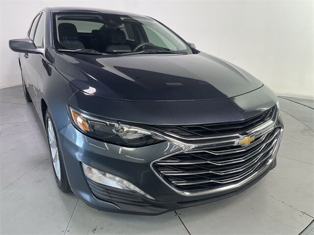 2017 Ford Fusion S photo 4