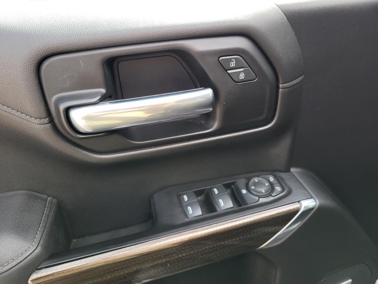 2019 Chevrolet Silverado 1500 4WD Crew Cab 147 RST Beeville TX