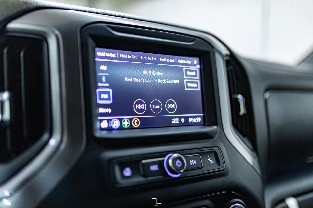 2019 Chevrolet Silverado 1500 4x4 Crew Cab Custom BCam Red Deer AB