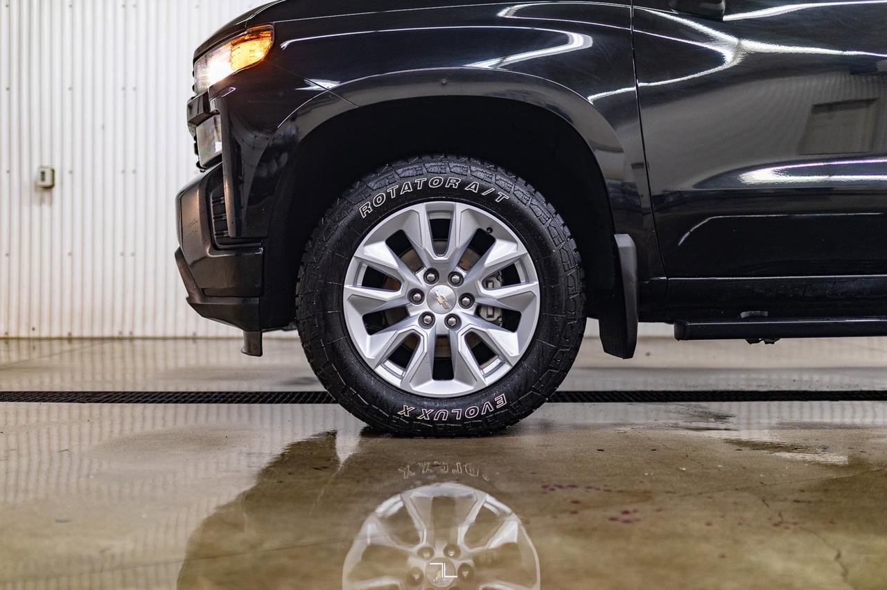 2019 Chevrolet Silverado 1500 4x4 Crew Cab Custom BCam Red Deer AB