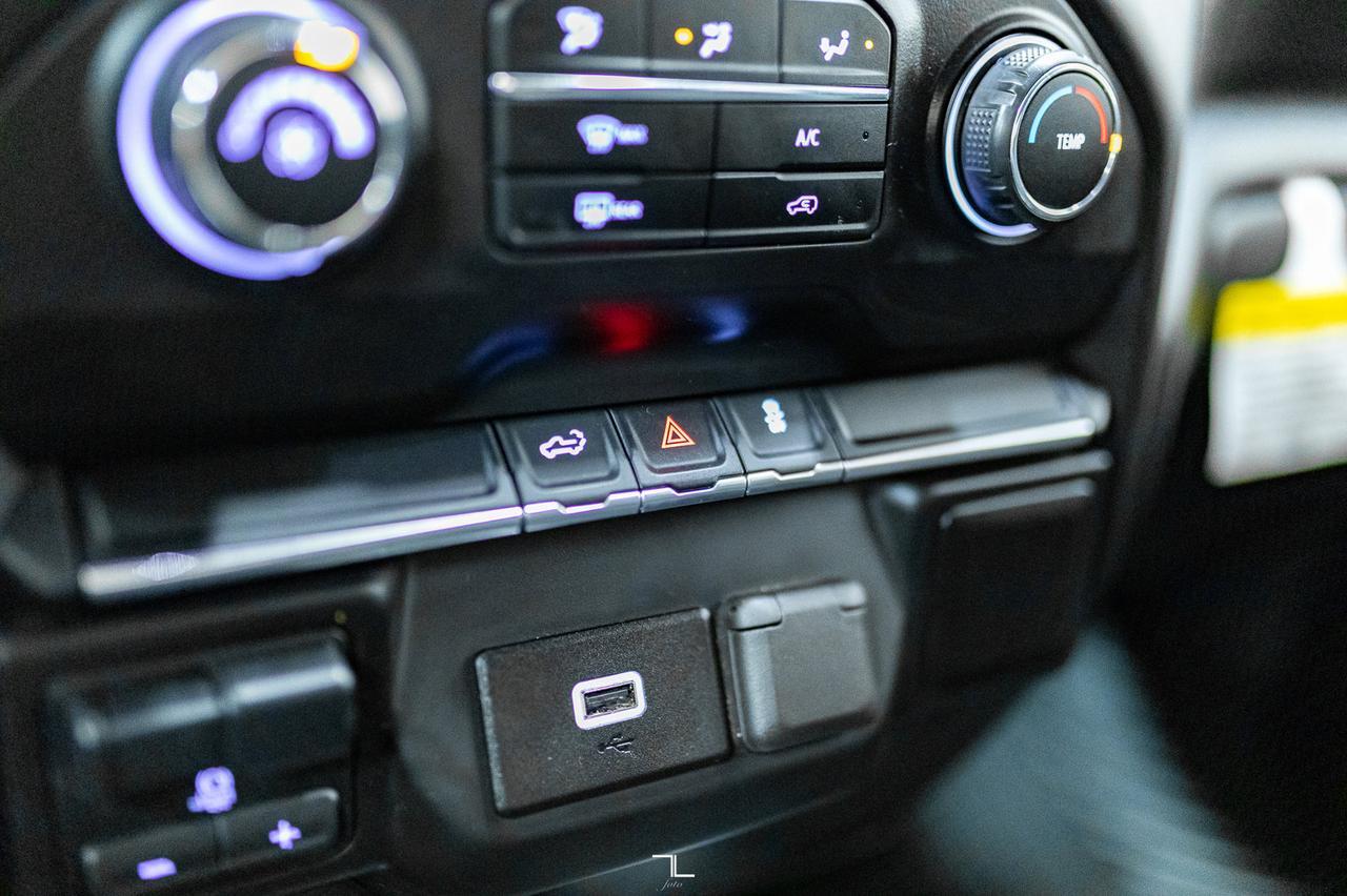 2019 Chevrolet Silverado 1500 4x4 Crew Cab Custom BCam Red Deer AB