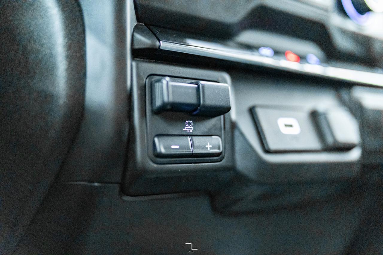 2019 Chevrolet Silverado 1500 4x4 Crew Cab Custom BCam Red Deer AB