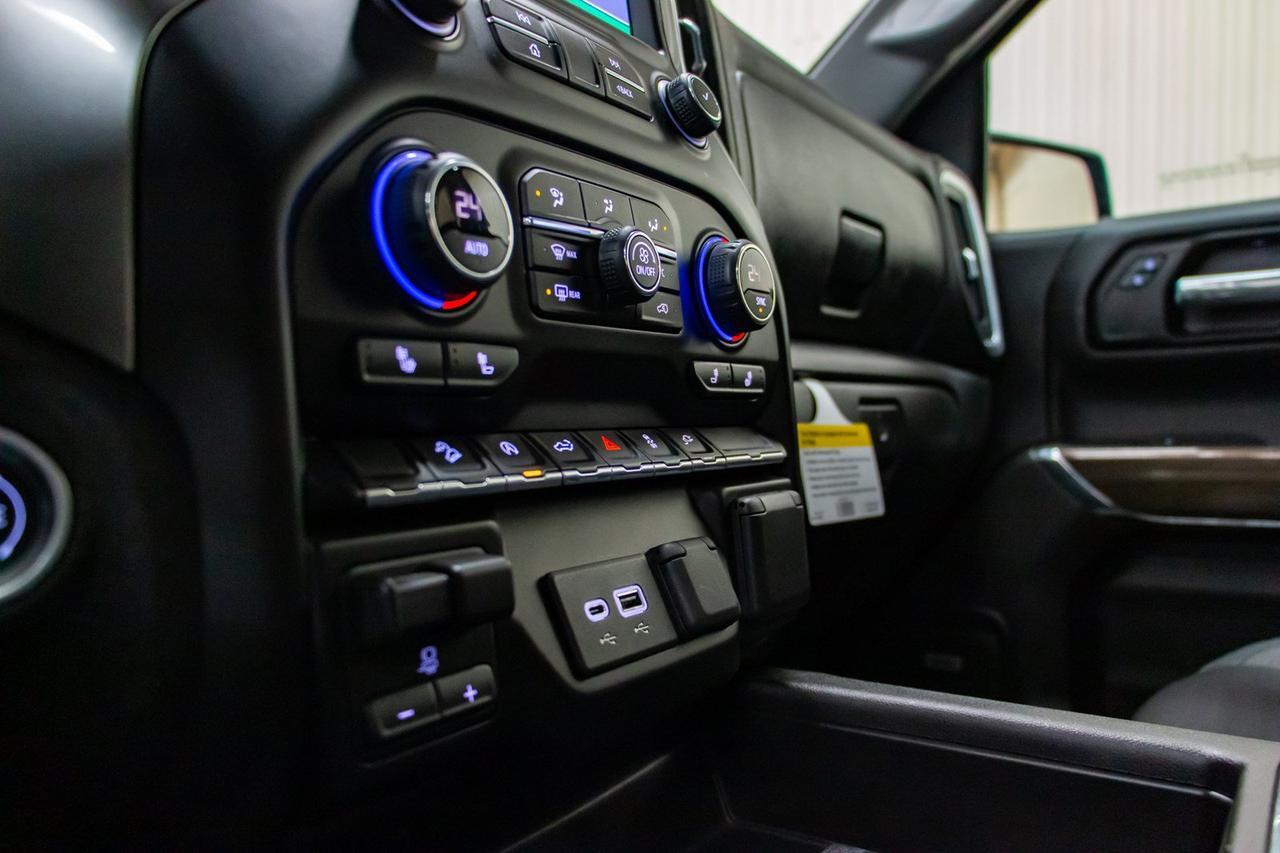 2019 Chevrolet Silverado 1500 4x4 Crew Cab LT Trail Boss Z71 BCam Red Deer AB