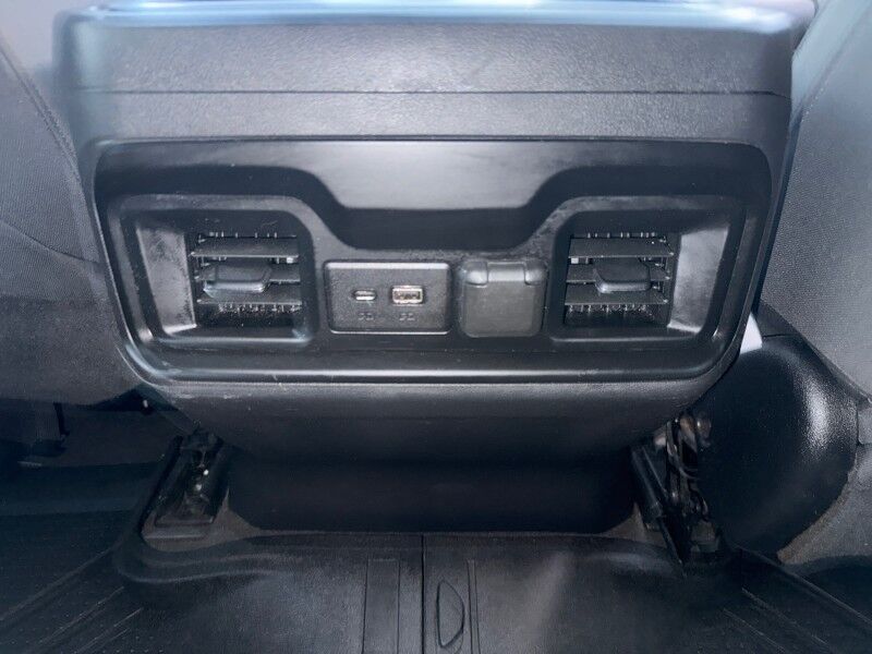 2019 Chevrolet Silverado 1500 4x4 Crew Cab LT Trail Boss w/ Z71 and Convenience Package Arlington VA