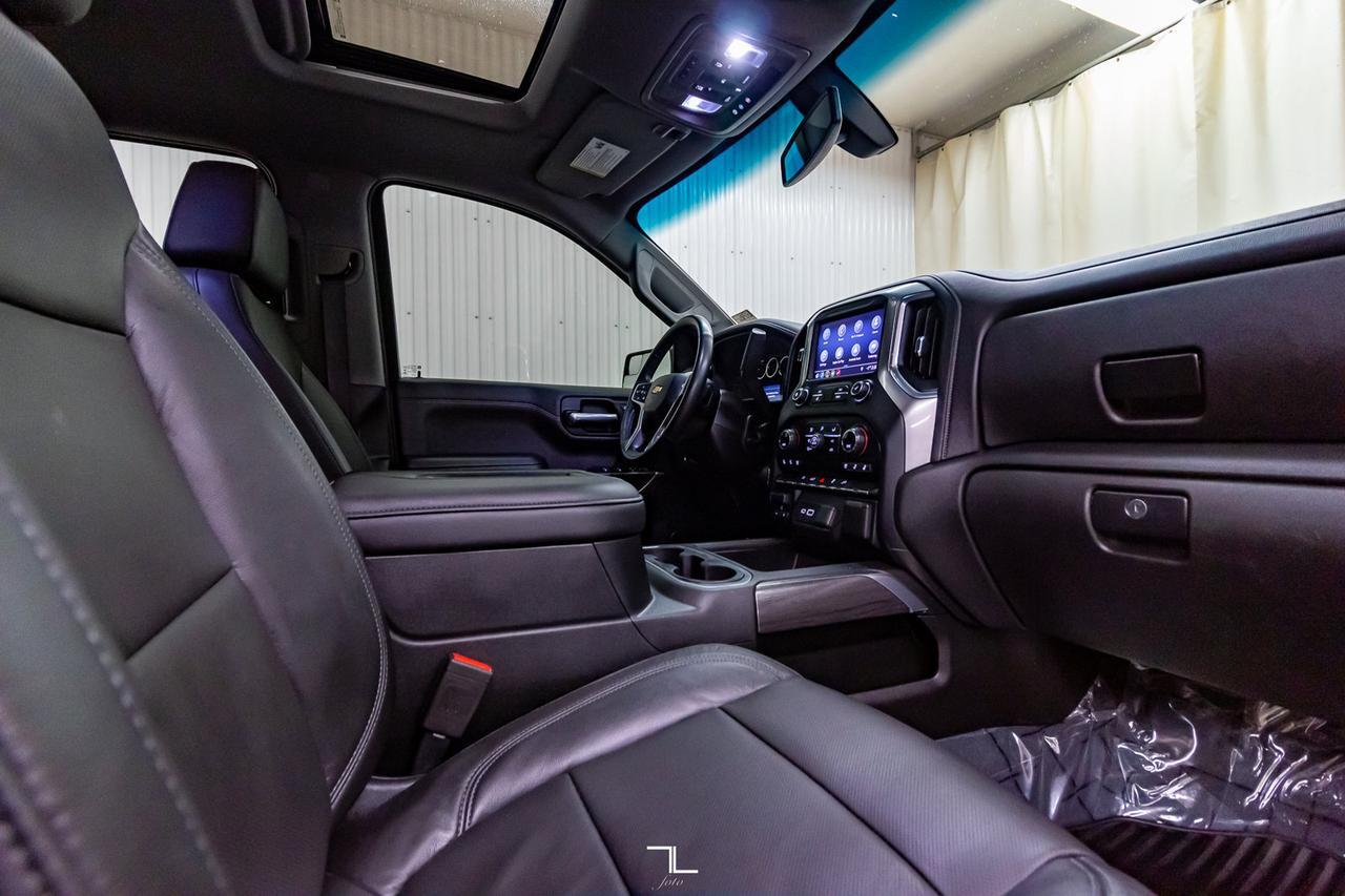 2019 Chevrolet Silverado 1500 4x4 Crew Cab LTZ Leather Roof Nav BCam Red Deer AB