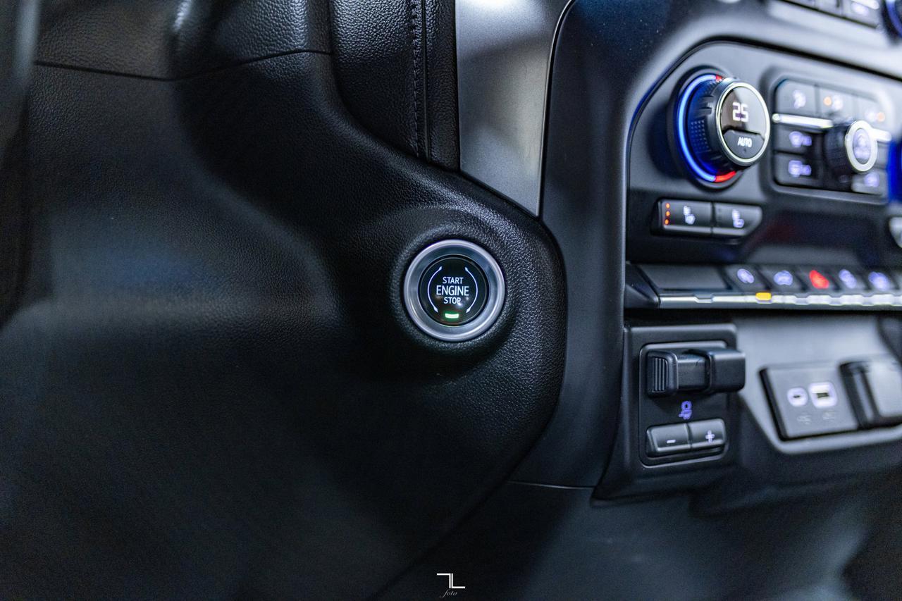 2019 Chevrolet Silverado 1500 4x4 Double Cab LT Pseat BCam Red Deer AB