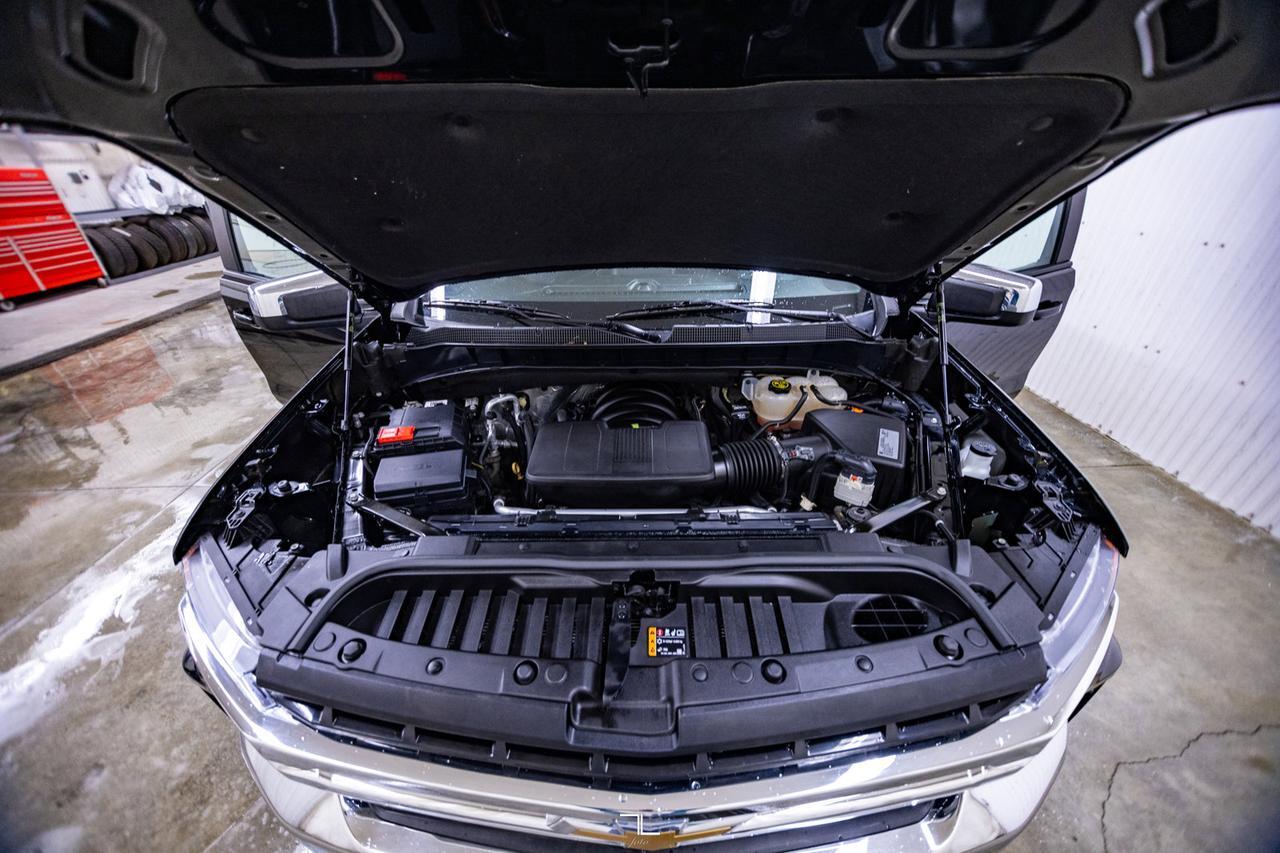 2019 Chevrolet Silverado 1500 4x4 Double Cab LT Pseat BCam Red Deer AB