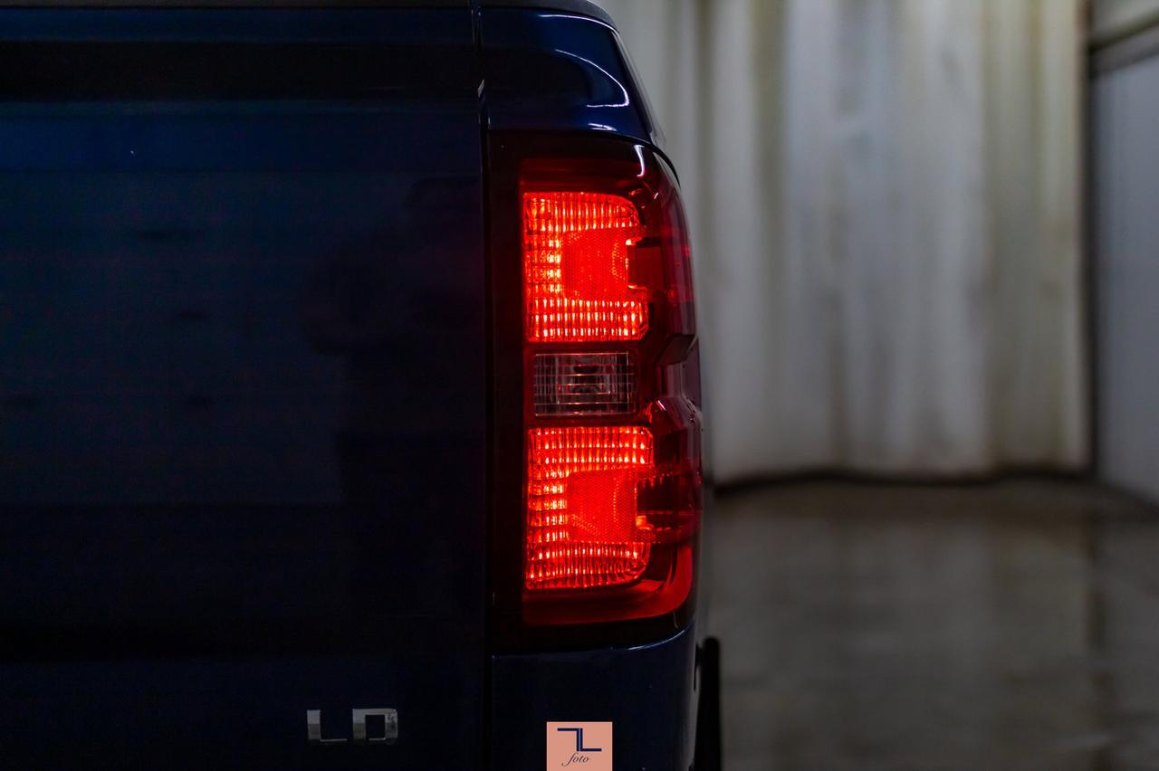 2019 Chevrolet Silverado 1500 4x4 Double Cab LT Z71 BCam Red Deer AB