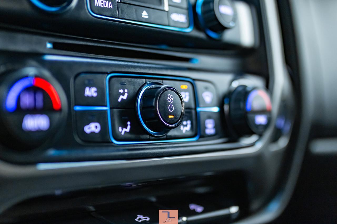 2019 Chevrolet Silverado 1500 4x4 Double Cab LT Z71 BCam Red Deer AB