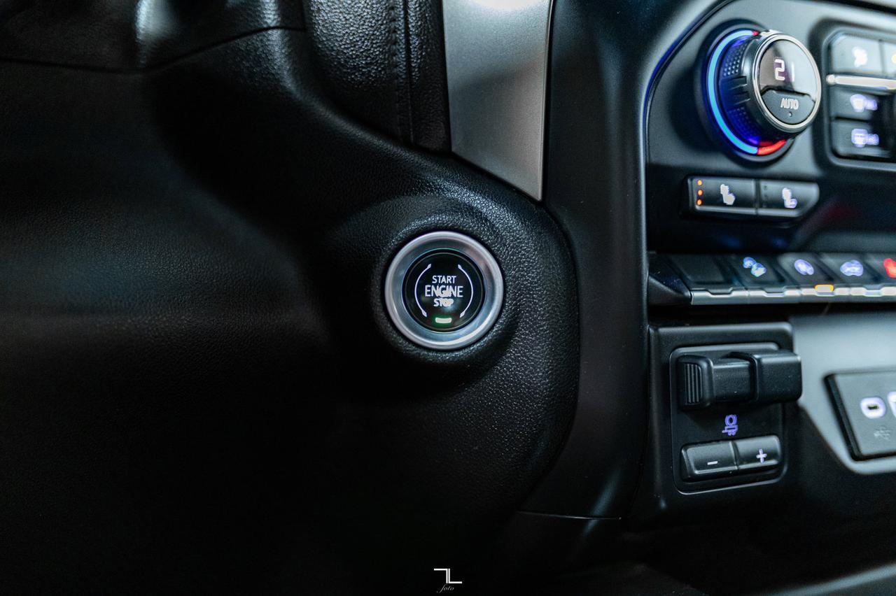 2019 Chevrolet Silverado 1500 4x4 Double Cab RST Z71 BCam Red Deer AB