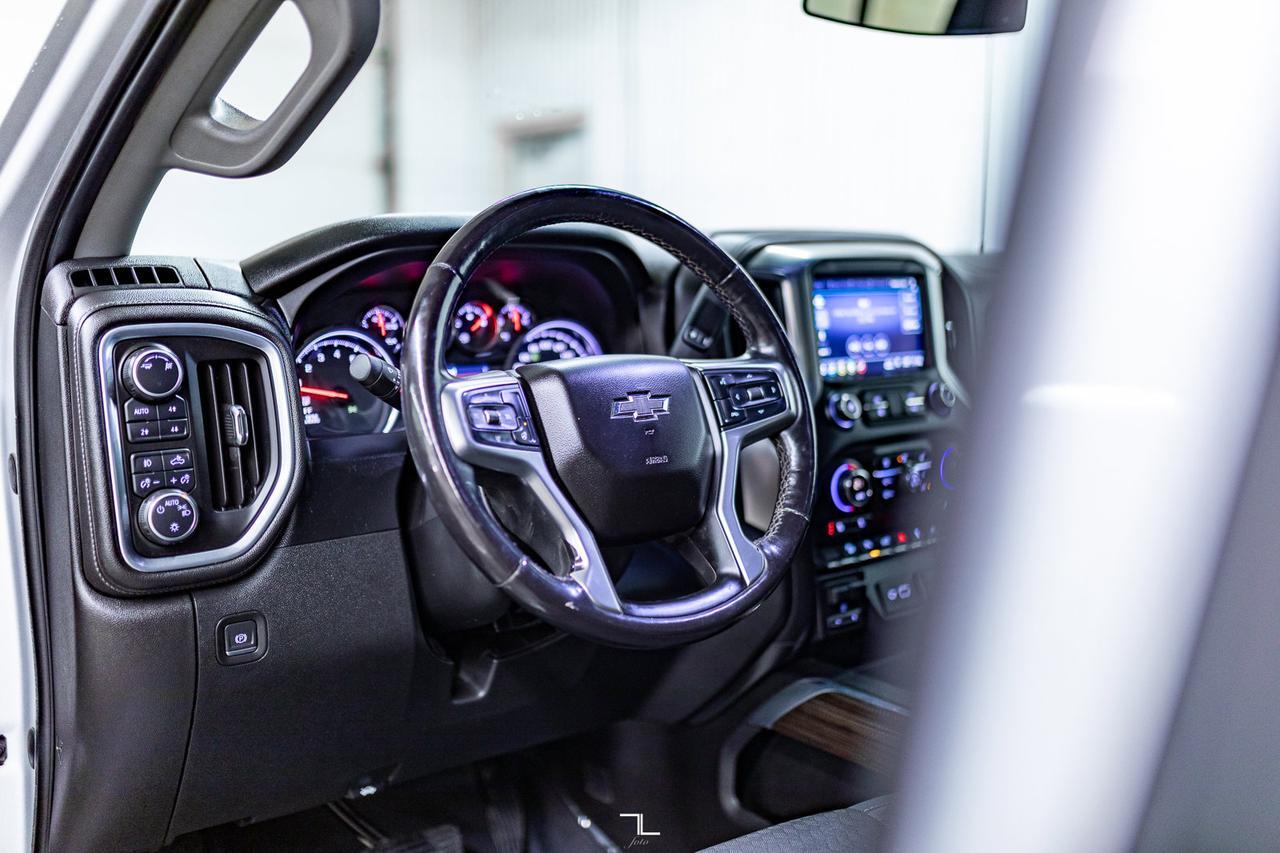 2019 Chevrolet Silverado 1500 4x4 Double Cab RST Z71 BCam Red Deer AB