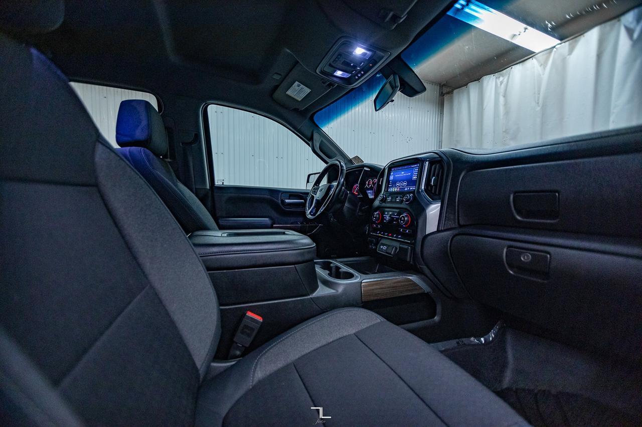 2019 Chevrolet Silverado 1500 4x4 Double Cab RST Z71 BCam Red Deer AB