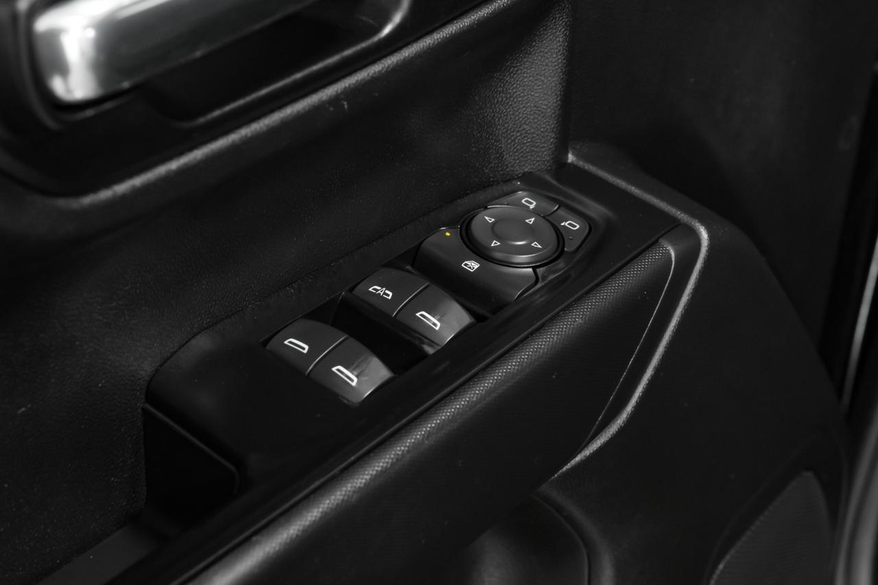 2019 Chevrolet Silverado 1500 CUSTOM CREW CAB AUTOMATIC REAR CAMERA BLUETOOTH CRUISE CONTROL A Carrollton TX