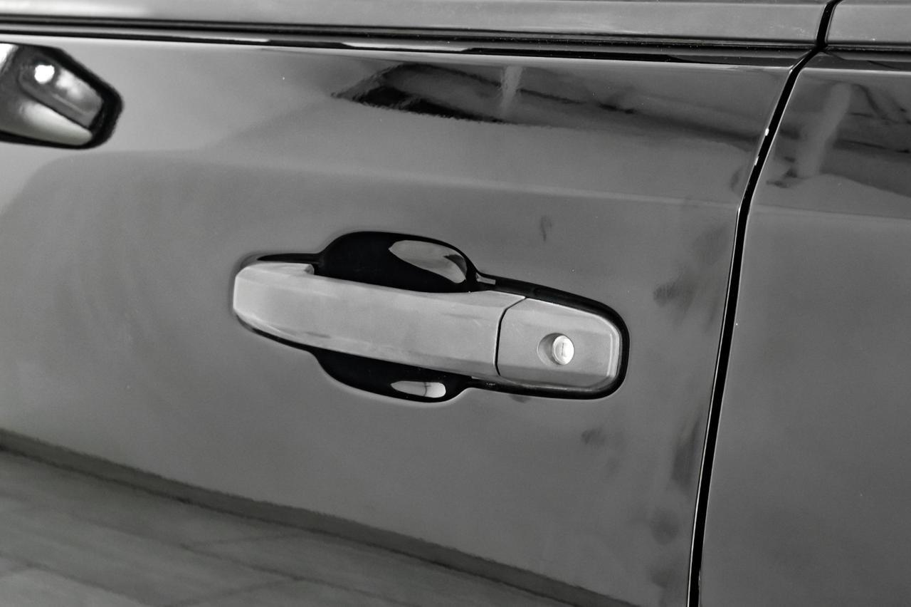 2019 Chevrolet Silverado 1500 CUSTOM CREW CAB AUTOMATIC REAR CAMERA BLUETOOTH CRUISE CONTROL ALLOY WHEELS Carrollton TX