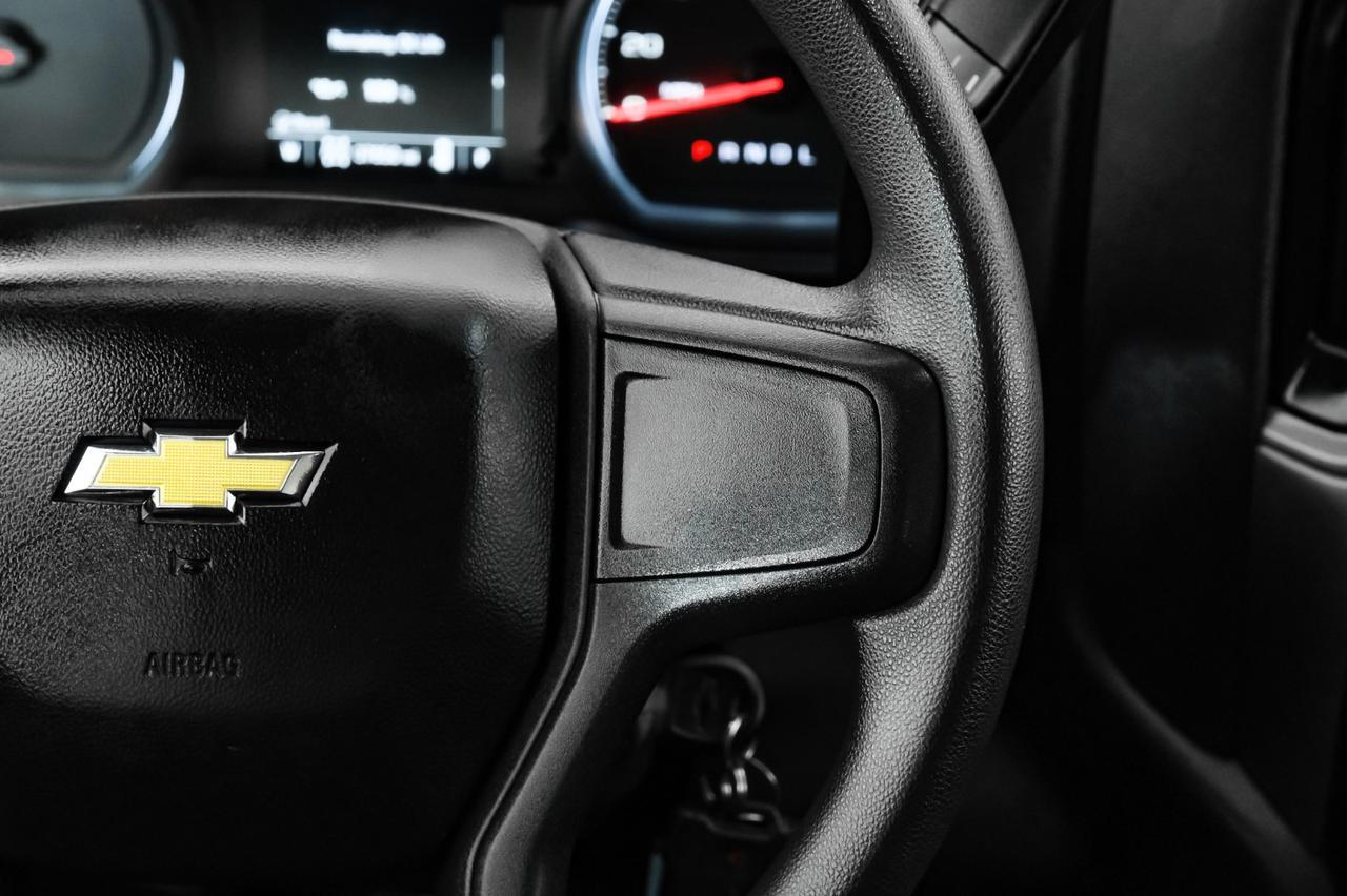 2019 Chevrolet Silverado 1500 CUSTOM CREW CAB AUTOMATIC REAR CAMERA BLUETOOTH CRUISE CONTROL ALLOY WHEELS Carrollton TX