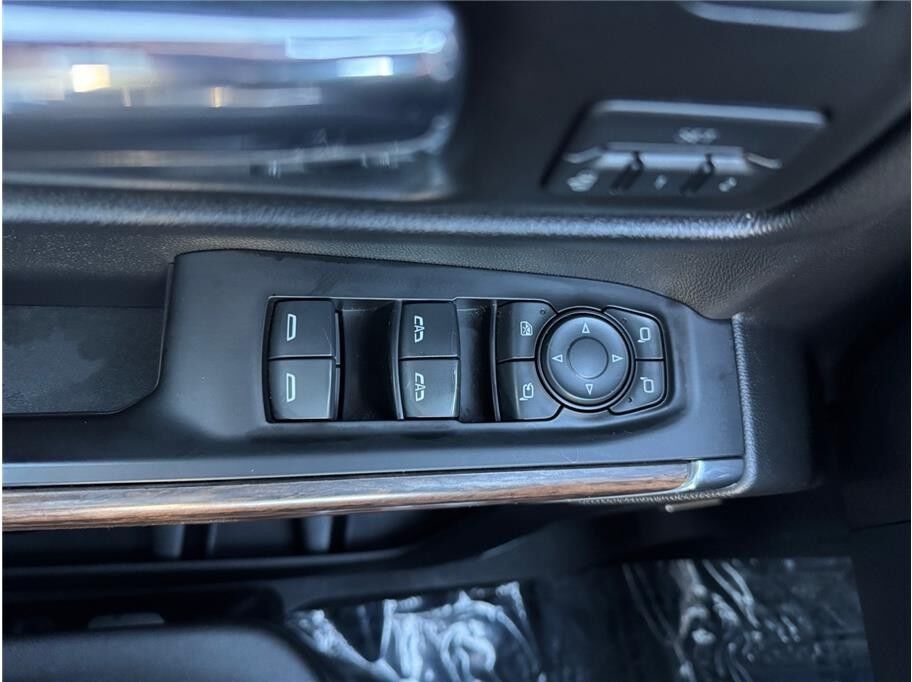 2019 Chevrolet Silverado 1500 Crew Cab High Country Pickup 4D 5 3/4 ft Folsom CA