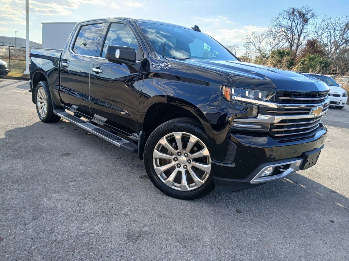 2019 Chevrolet Silverado 1500 Crew Cab High Country Pickup 4D 5 3/4 ft