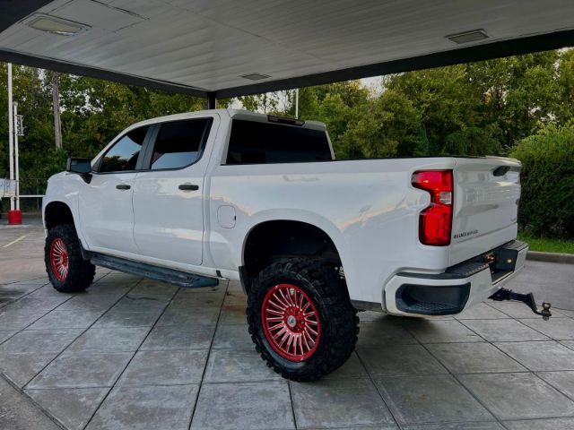 2019 Chevrolet Silverado 1500 Custom photo 2