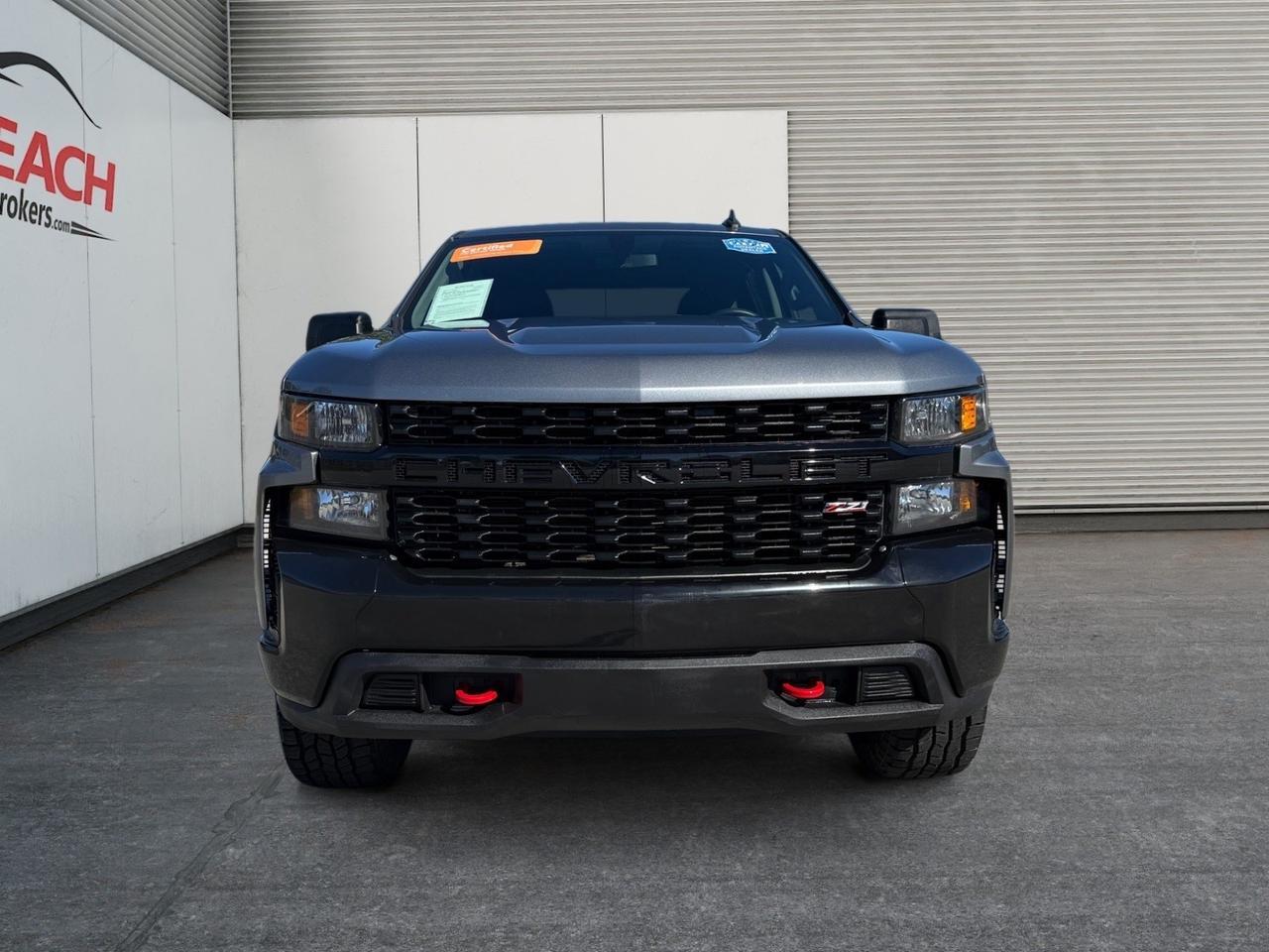 2019 Chevrolet Silverado 1500 Custom Trail Boss, APPLE CARPLAY/ANDROID AUTO, BED LINER, RED TOW HOOKS, SOFT TONNEAU COVER, TOW PACKAGE, BACKUP CAMERA, POWER MIRRORS, THIS IS A GREAT DEAL! Norfolk VA