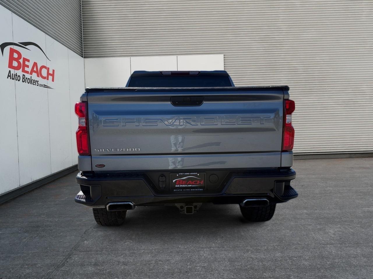 2019 Chevrolet Silverado 1500 Custom Trail Boss, APPLE CARPLAY/ANDROID AUTO, BED LINER, RED TOW HOOKS, SOFT TONNEAU COVER, TOW PACKAGE, BACKUP CAMERA, POWER MIRRORS, THIS IS A GREAT DEAL! Norfolk VA