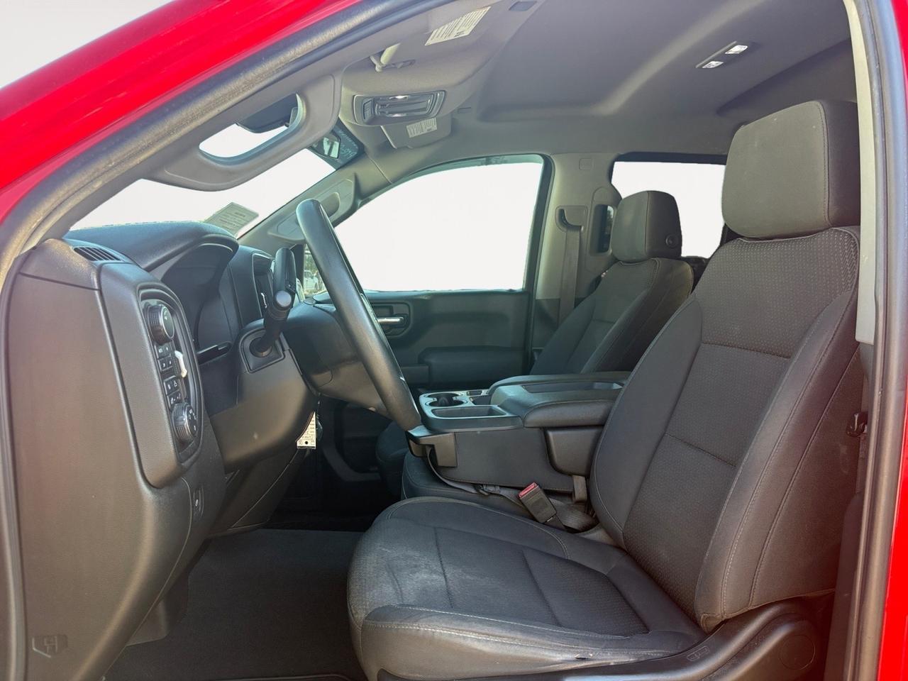 2019 Chevrolet Silverado 1500 Custom Trail Boss, LIFTED, TOW PACKAGE, BACKUP CAMERA WITH PARKING SENSORS, REMOTE START, HEATED STEERING WHEEL, NAVIGATION, ONSTAR BLUETOOTH, LOW MILES, CHASE A CHEVY TO YOUR DRIVEWAY! Virginia Beach VA