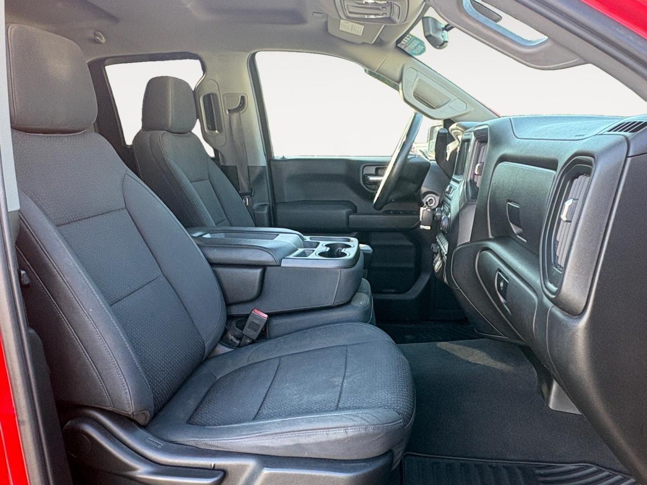 2019 Chevrolet Silverado 1500 Custom Trail Boss, LIFTED, TOW PACKAGE, BACKUP CAMERA WITH PARKING SENSORS, REMOTE START, HEATED STEERING WHEEL, NAVIGATION, ONSTAR BLUETOOTH, LOW MILES, CHASE A CHEVY TO YOUR DRIVEWAY! Virginia Beach VA