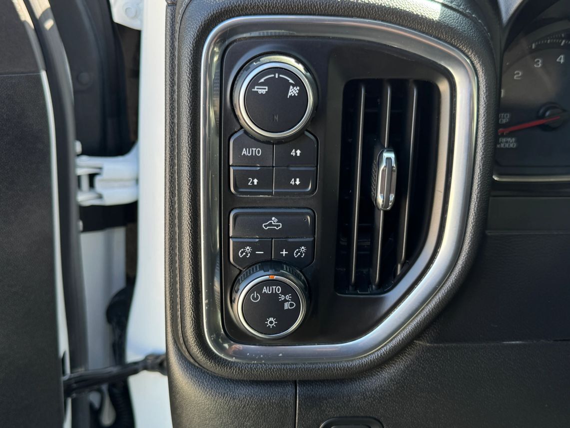 2019 Chevrolet Silverado 1500 Double Cab LT Pickup 4D 6 1/2 ft