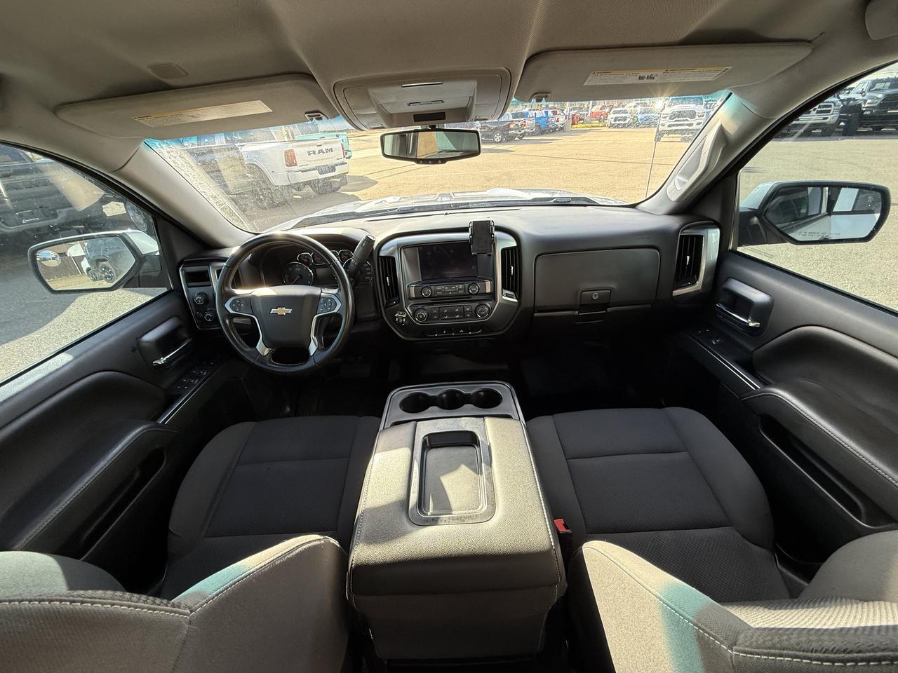 2019 Chevrolet Silverado 1500 LD LT Double Cab 4WD | EcoTec3 V8 | Towing Capability | Front Bench | CornerSteps Redwater AB