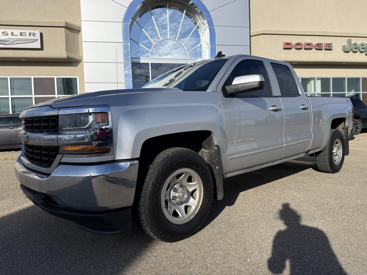 2019 Chevrolet Silverado 1500 LD LT Double Cab 4WD | EcoTec3 V8 Redwater AB