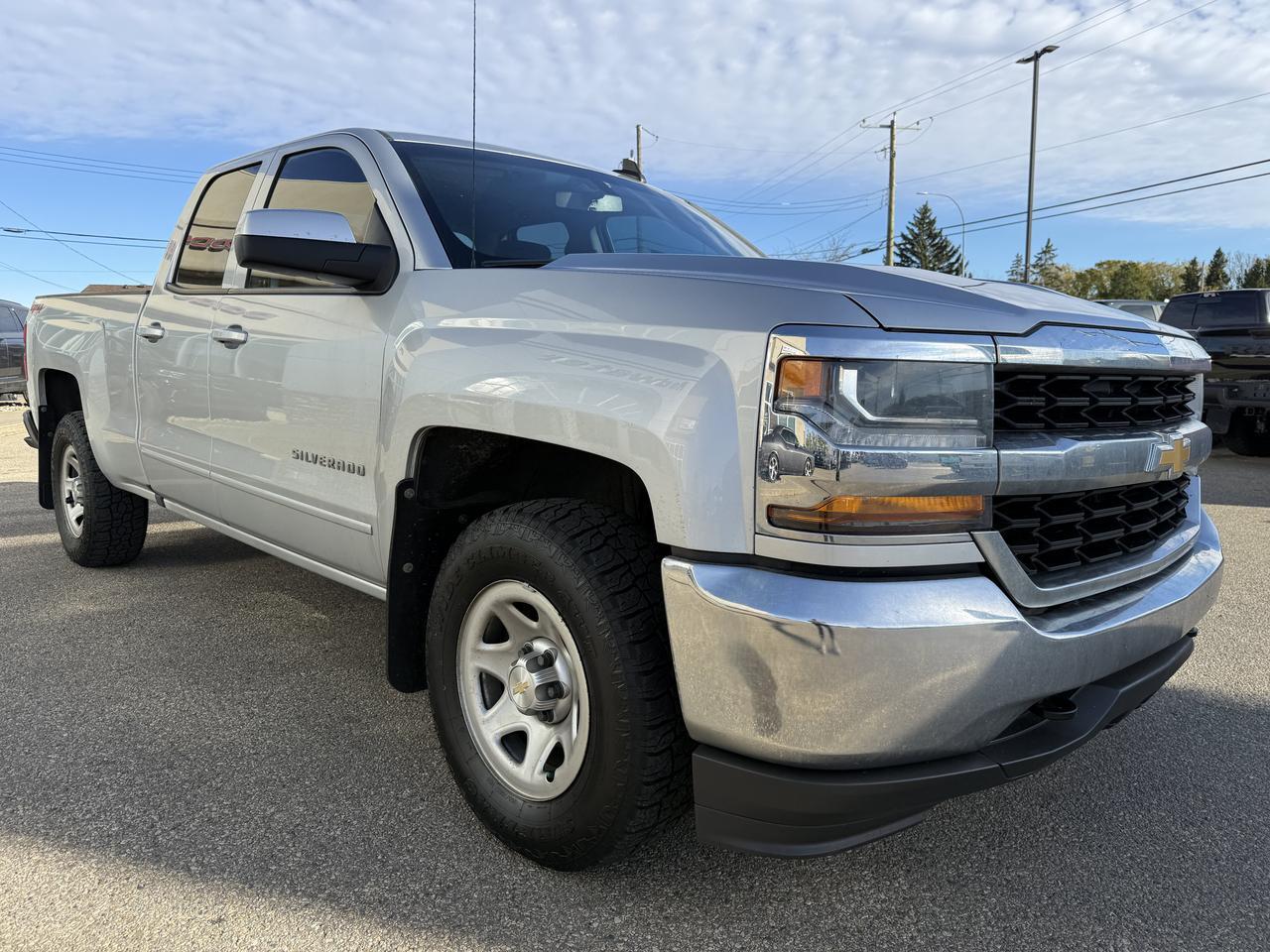 2019 Chevrolet Silverado 1500 LD LT Double Cab 4WD | EcoTec3 V8 Redwater AB
