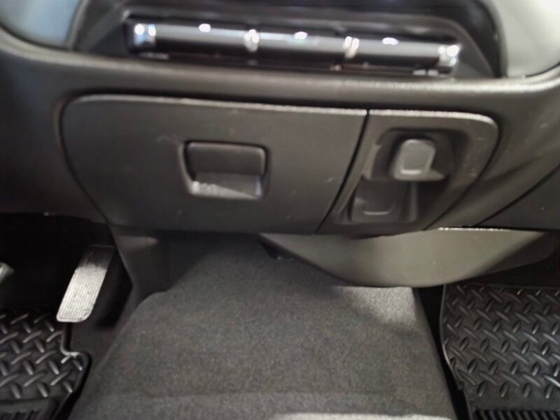 2019 Chevrolet Silverado 1500 LT 4WD 5.3L V8 Touch Screen Backup Camera Nitto Tires FREE WARRANTY Arlington TX