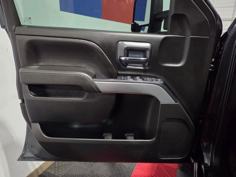 2019 Chevrolet Silverado 1500 LT 4WD 5.3L V8 Touch Screen Backup Camera Nitto Tires FREE WARRANTY Arlington TX