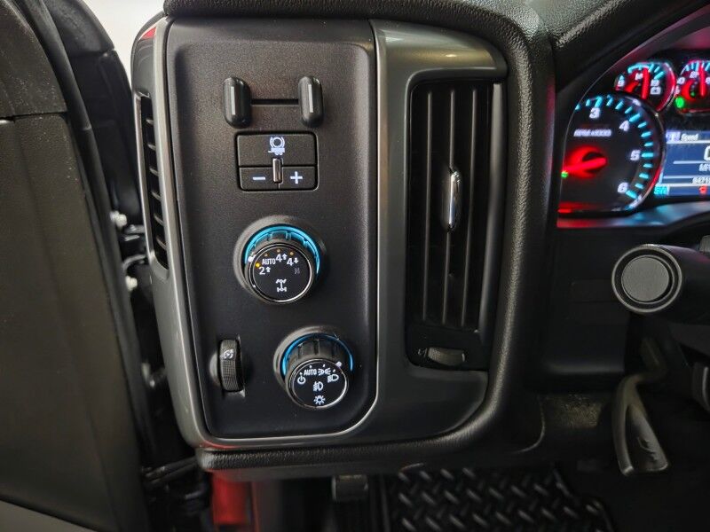 2019 Chevrolet Silverado 1500 LT 4WD 5.3L V8 Touch Screen Backup Camera Nitto Tires FREE WARRANTY Arlington TX