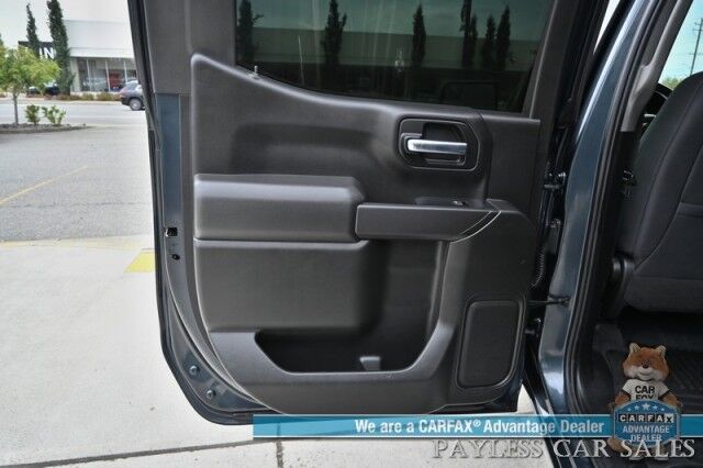 2019 Chevrolet Silverado 1500 LT / 4X4 / Crew Cab / Auto Start / Premium Cloth Seats / Apple CarPlay & Android Auto / Back Up Camera / Cruise Control / Front Bench / Seats 6 / Tonneau Cover / Block Heater / Diablo Wheels / Tow Pkg / 22 MPG Anchorage AK