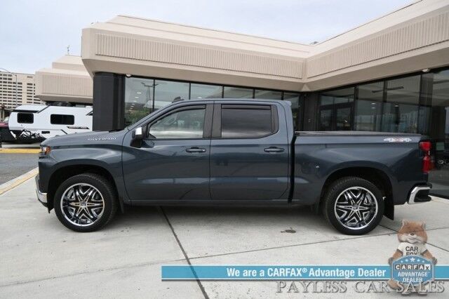 2019 Chevrolet Silverado 1500 LT / 4X4 / Crew Cab / Auto Start / Premium Cloth Seats / Apple CarPlay & Android Auto / Back Up Camera / Cruise Control / Front Bench / Seats 6 / Tonneau Cover / Block Heater / Diablo Wheels / Tow Pkg / 22 MPG Anchorage AK