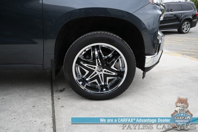 2019 Chevrolet Silverado 1500 LT / 4X4 / Crew Cab / Auto Start / Premium Cloth Seats / Apple CarPlay & Android Auto / Back Up Camera / Cruise Control / Front Bench / Seats 6 / Tonneau Cover / Block Heater / Diablo Wheels / Tow Pkg / 22 MPG Anchorage AK