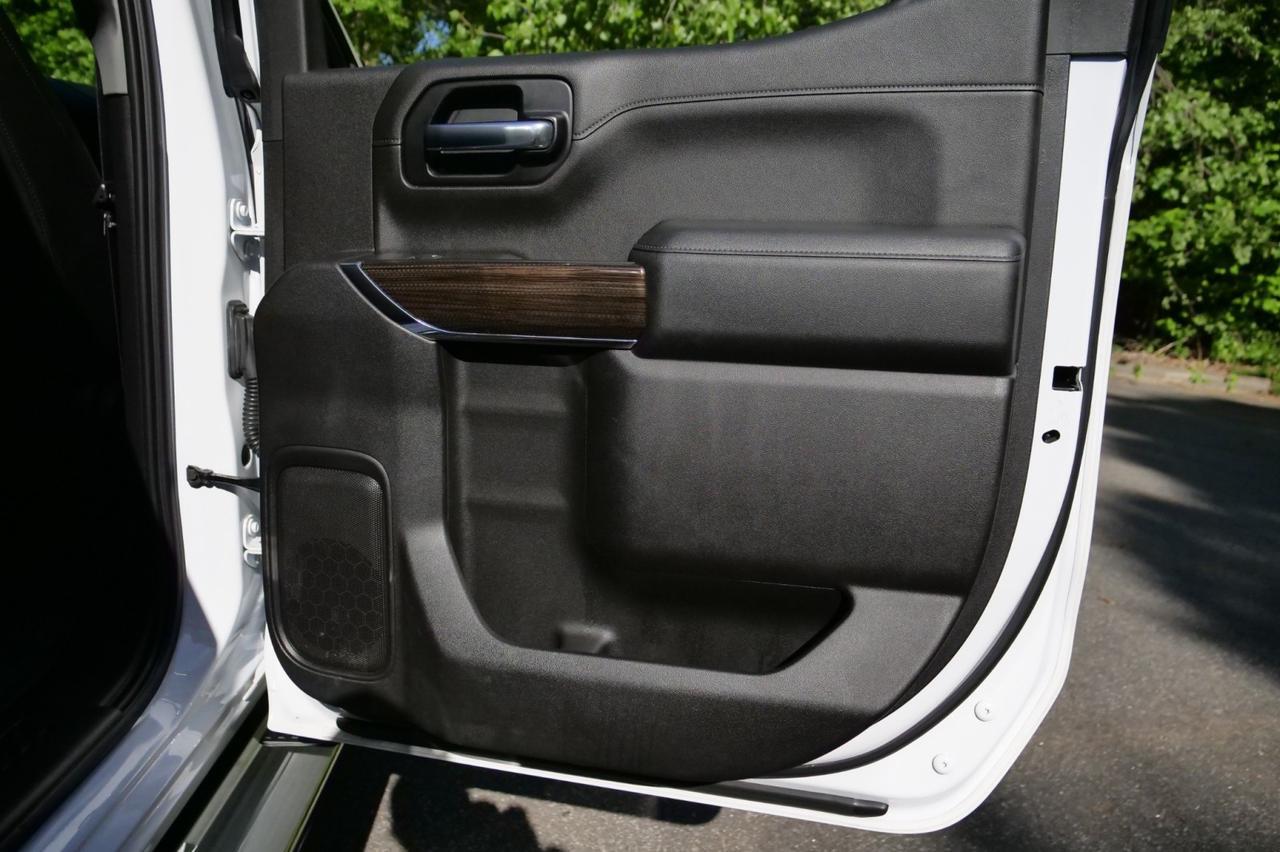 2019 Chevrolet Silverado 1500 LT Trail Boss 4X4 / Upgrades / 5.3L V8! Lincolnton NC