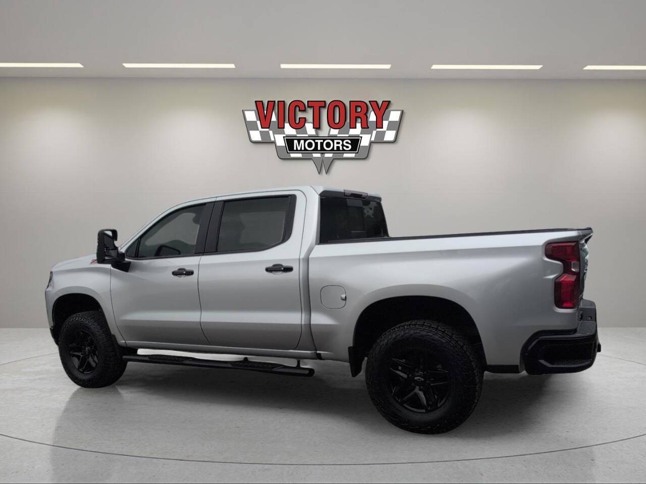 2019 Chevrolet Silverado 1500 LT Trail Boss 4x4 4dr Crew Cab 5.8 ft. SB Lake Orion MI