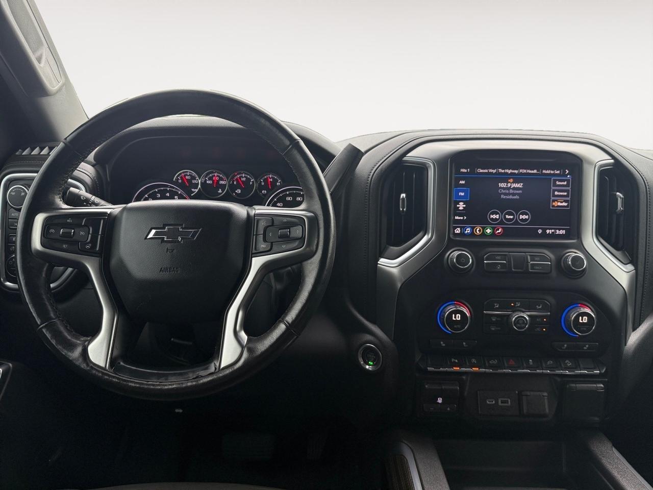 2019 Chevrolet Silverado 1500 LT Trail Boss, APPLE CARPLAY/ANDROID AUTO, HEATED SEATS, RUNNING BOARDS, TONNEAU COVER, WIFI, NAVIGATION, TWO HOOKS, BED LINER, TOW PACKAGE, POWER/HEATED MIRRORS, KEYLESS OPEN, RUNNING BOARDS, ONLY 1 OWNER!