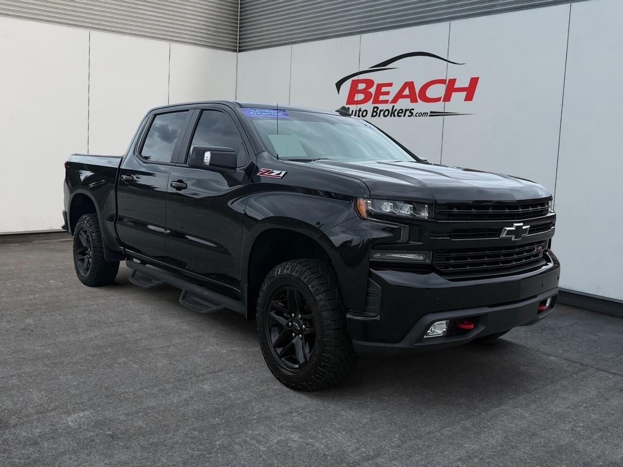 2019 Chevrolet Silverado 1500 LT Trail Boss, APPLE CARPLAY/ANDROID AUTO, HEATED SEATS, RUNNING BOARDS, TONNEAU COVER, WIFI, NAVIGATION, TWO HOOKS, BED LINER, TOW PACKAGE, POWER/HEATED MIRRORS, KEYLESS OPEN, RUNNING BOARDS, ONLY 1 OWNER!